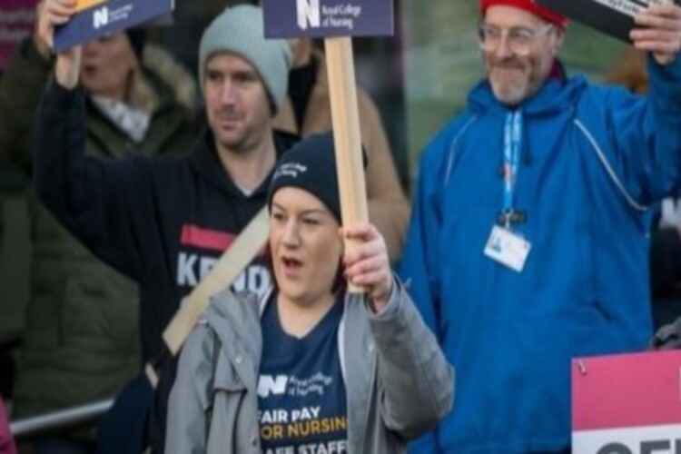 NHS: ยืนยันวันนัดหยุดงานของเวลส์เพิ่มเติม – ผู้นำสหภาพแรงงาน