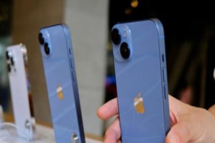 Foxconn: ผู้ผลิต iPhone จ่ายเงินก่อนเปิดตัวรุ่นใหม่